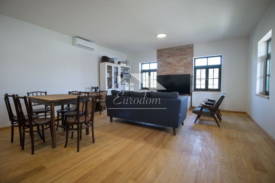 Hiša Karanac, 604m2