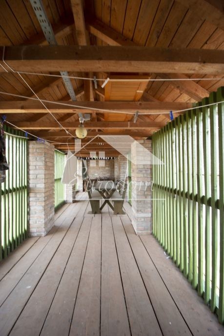 Hiša Karanac, 604m2