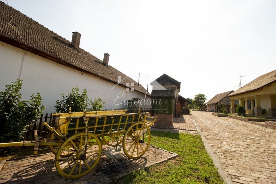 Hiša Karanac, 604m2