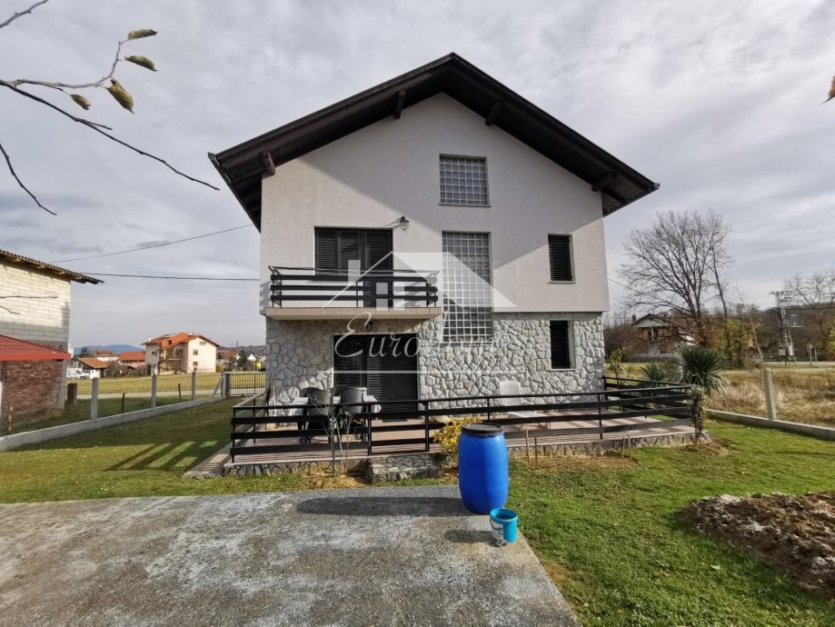 Hiša Strmec Stubički, 172m2