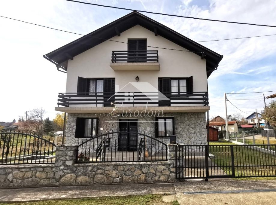 Hiša Strmec Stubički, 172m2