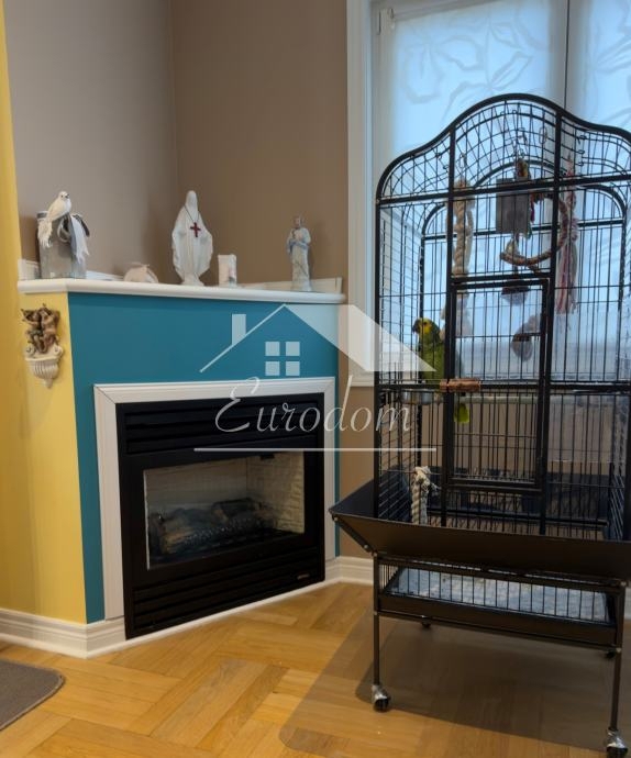 Hiša Novi Dvori, 204m2