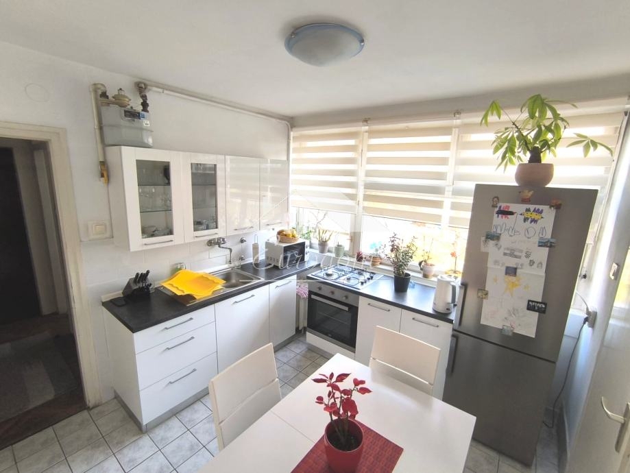 Stanovanje Trnje, 90,09m2