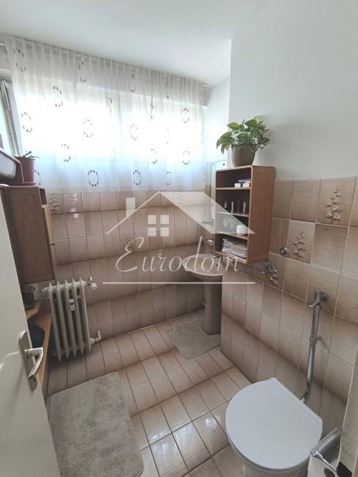 Stanovanje Trnje, 90,09m2