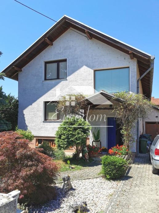 Hiša Velika Mlaka, 300m2