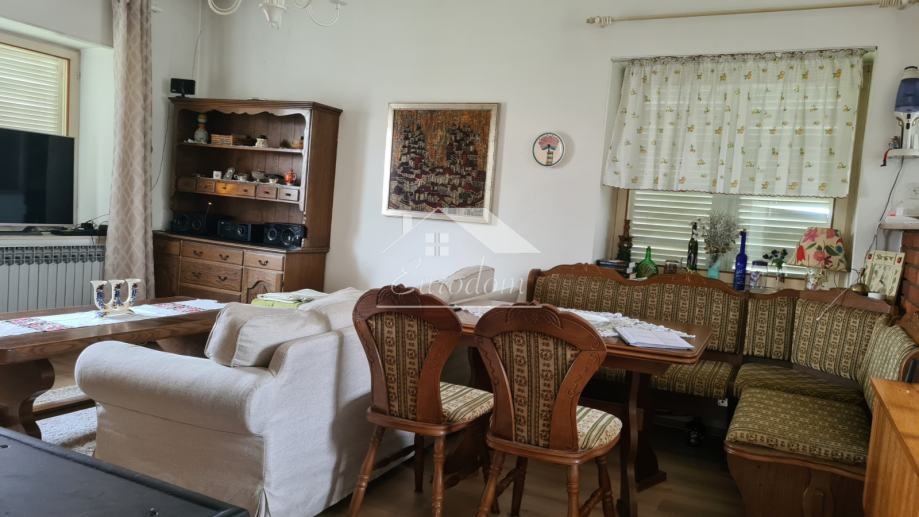 Hiša Igrišće, Jakovlje, 141,28m2