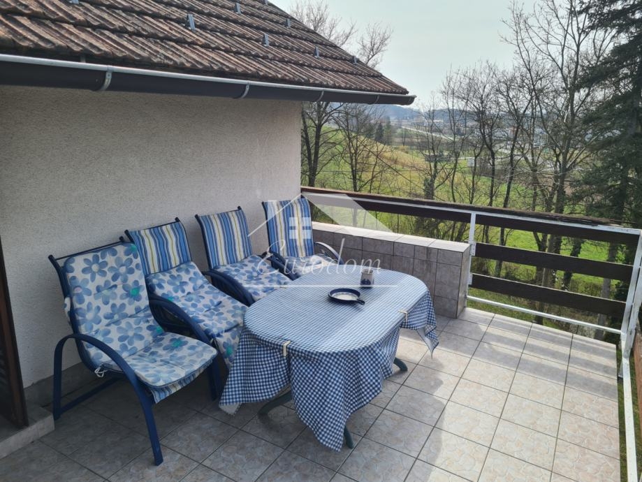 Hiša Igrišće, Jakovlje, 141,28m2