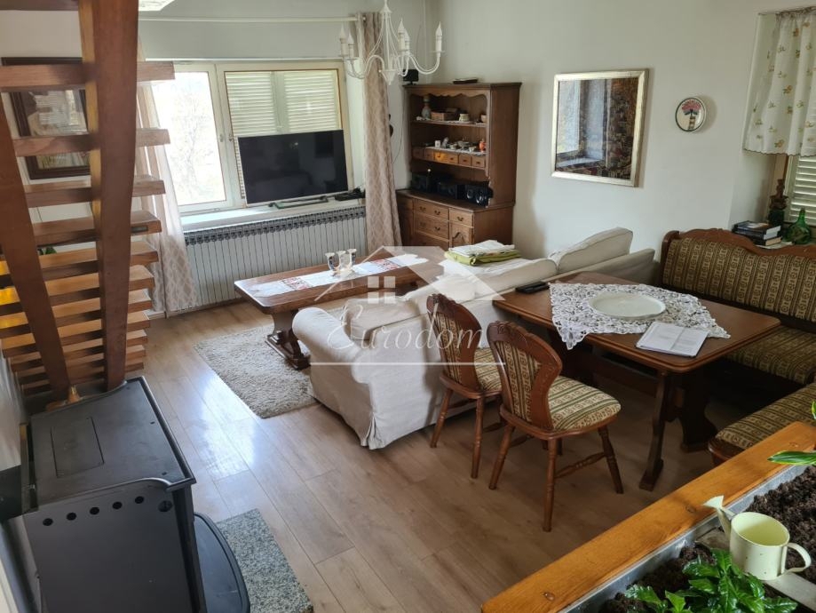 Hiša Igrišće, Jakovlje, 141,28m2