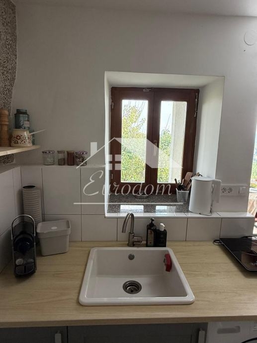 Hiša Osredek Desinićki, Desinić, 40m2