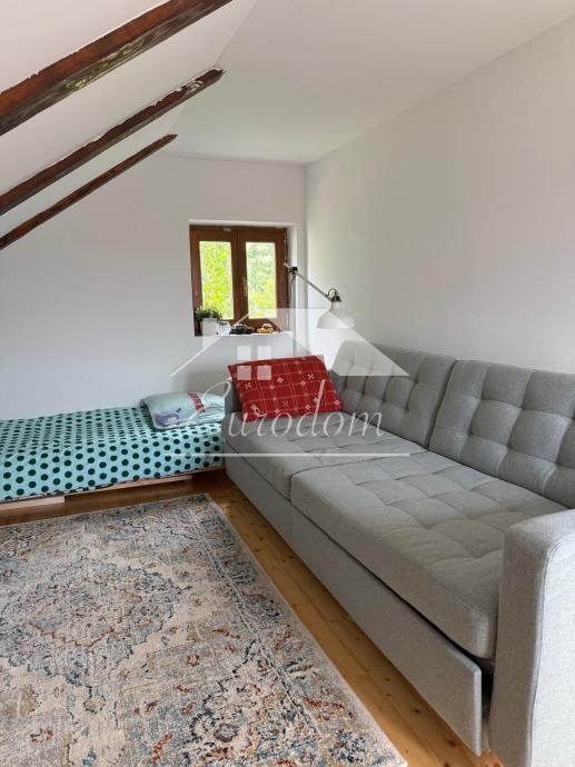 Hiša Osredek Desinićki, Desinić, 40m2