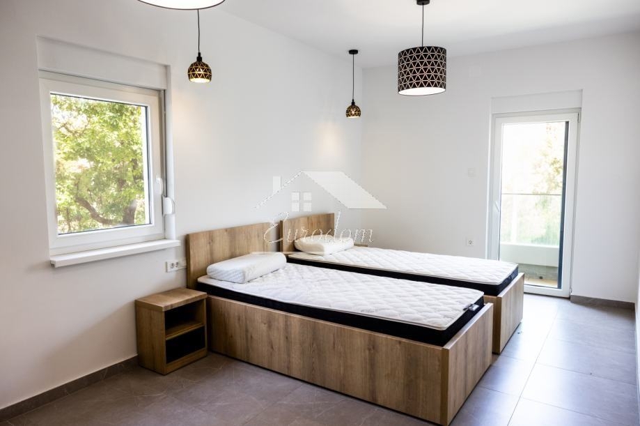 Stanovanje Mandre, Kolan, 146,71m2