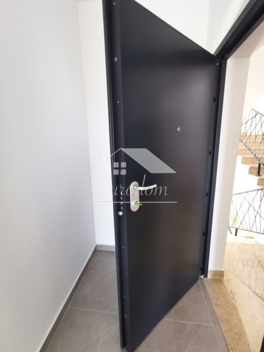 Stanovanje Mandre, Kolan, 146,71m2