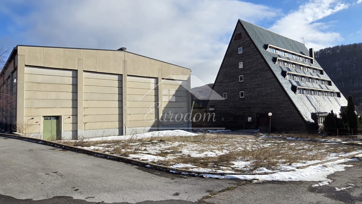 Hotel Velebno – smučišče 23.223 m², Velebit