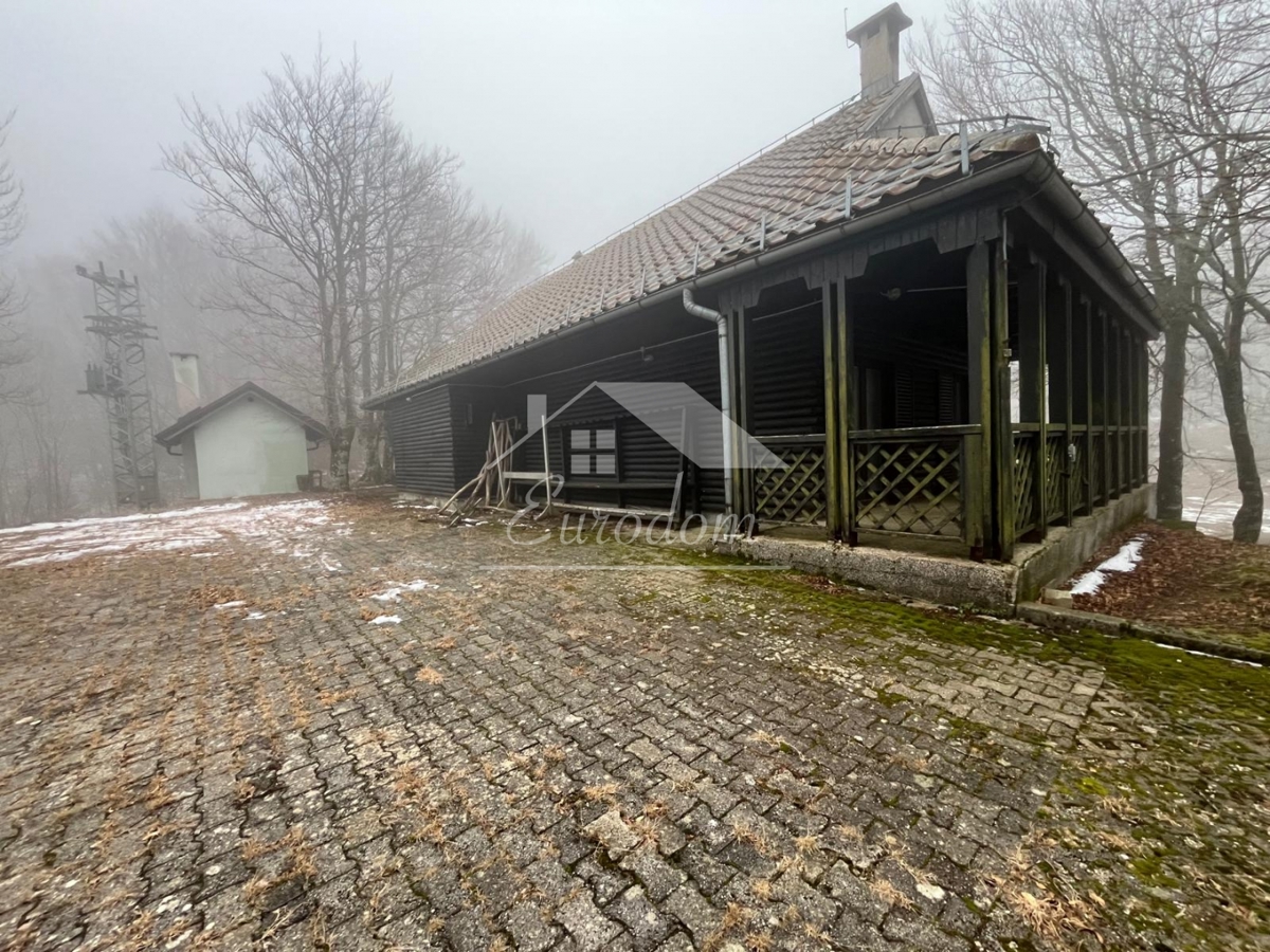 Hotel Velebno – smučišče 23.223 m², Velebit