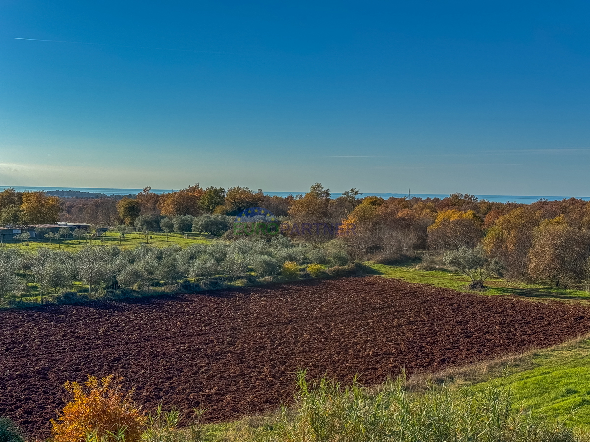 Prostran stan s pogledom na morje, Poreč 4,5 km