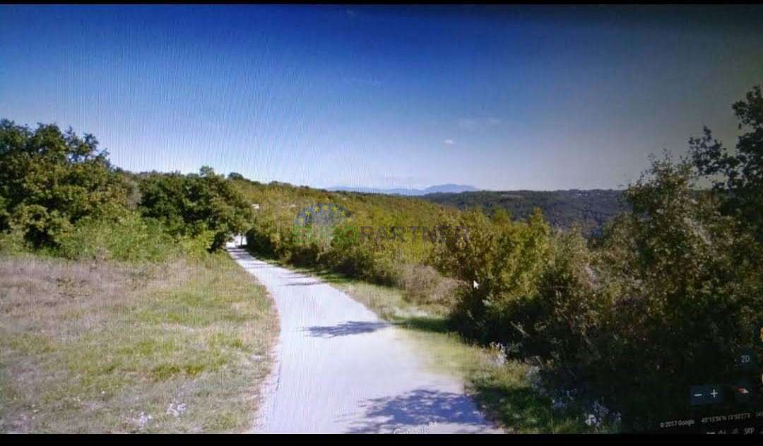 Istra, Beram, gradbeno zemljišče na odlični lokaciji