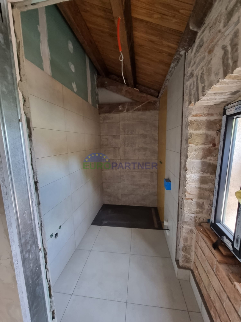 Čudovita stancija v bližini Barbana