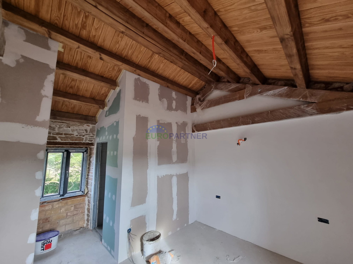 Čudovita stancija v bližini Barbana