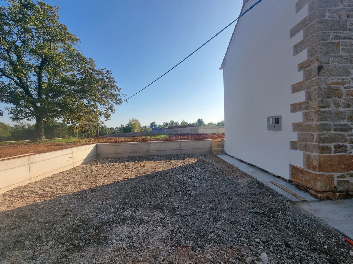 Čudovita stancija v bližini Barbana