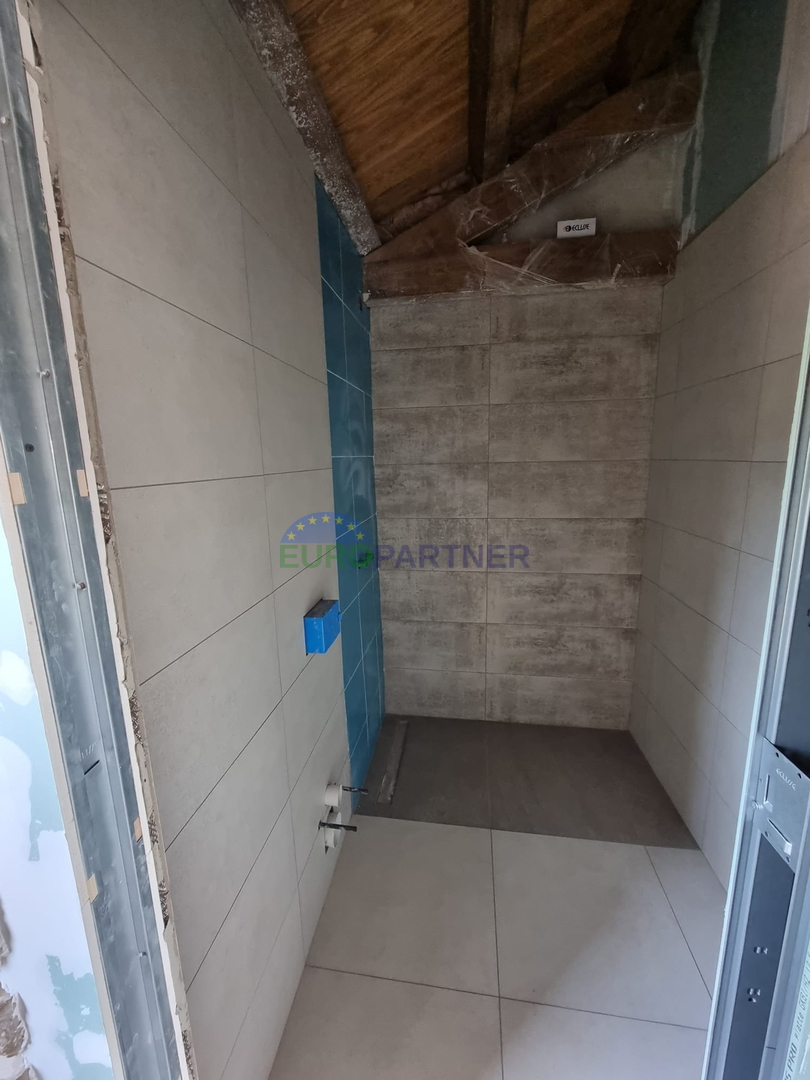 Čudovita stancija v bližini Barbana