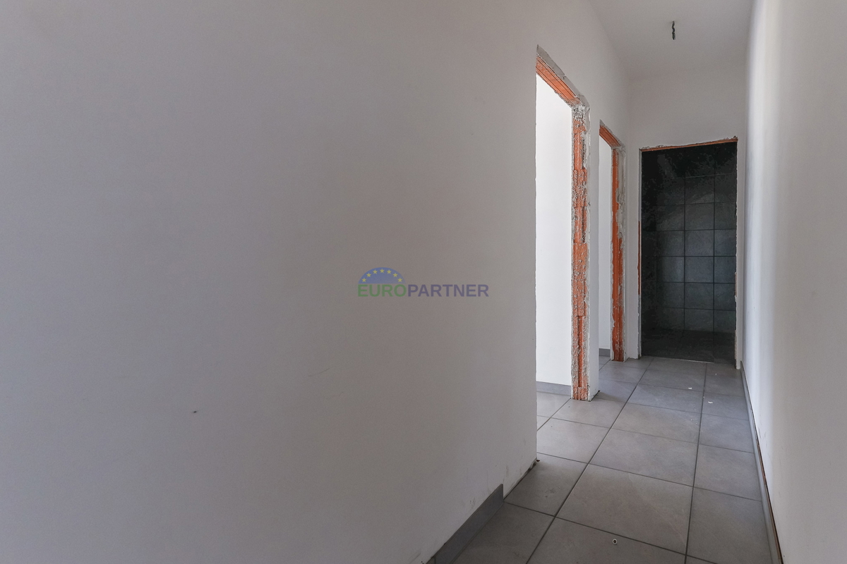 Moderno stanovanje s 3 spalnicami, Poreč, 4 km od morja