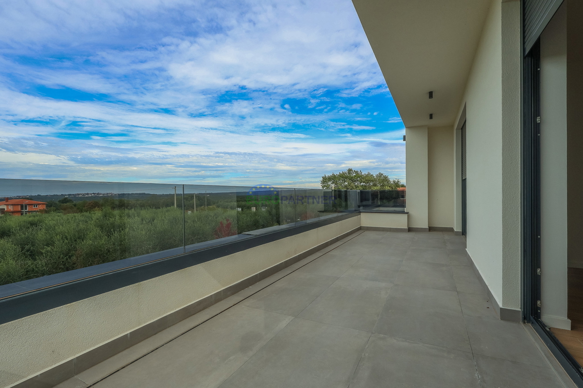 Samostojna luksuzna vila s pogledom na morje