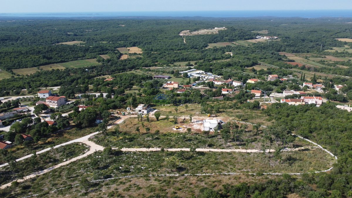 Zemljišče s panoramskim pogledom na MORJE, v bližini Rovinja