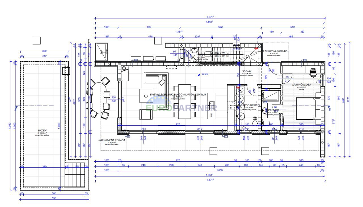 &quot;Villa Black Beauty&quot; čaka na svojega novega lastnika, zgrajena po metodi gradnje &quot;ključ v roke&quot;.