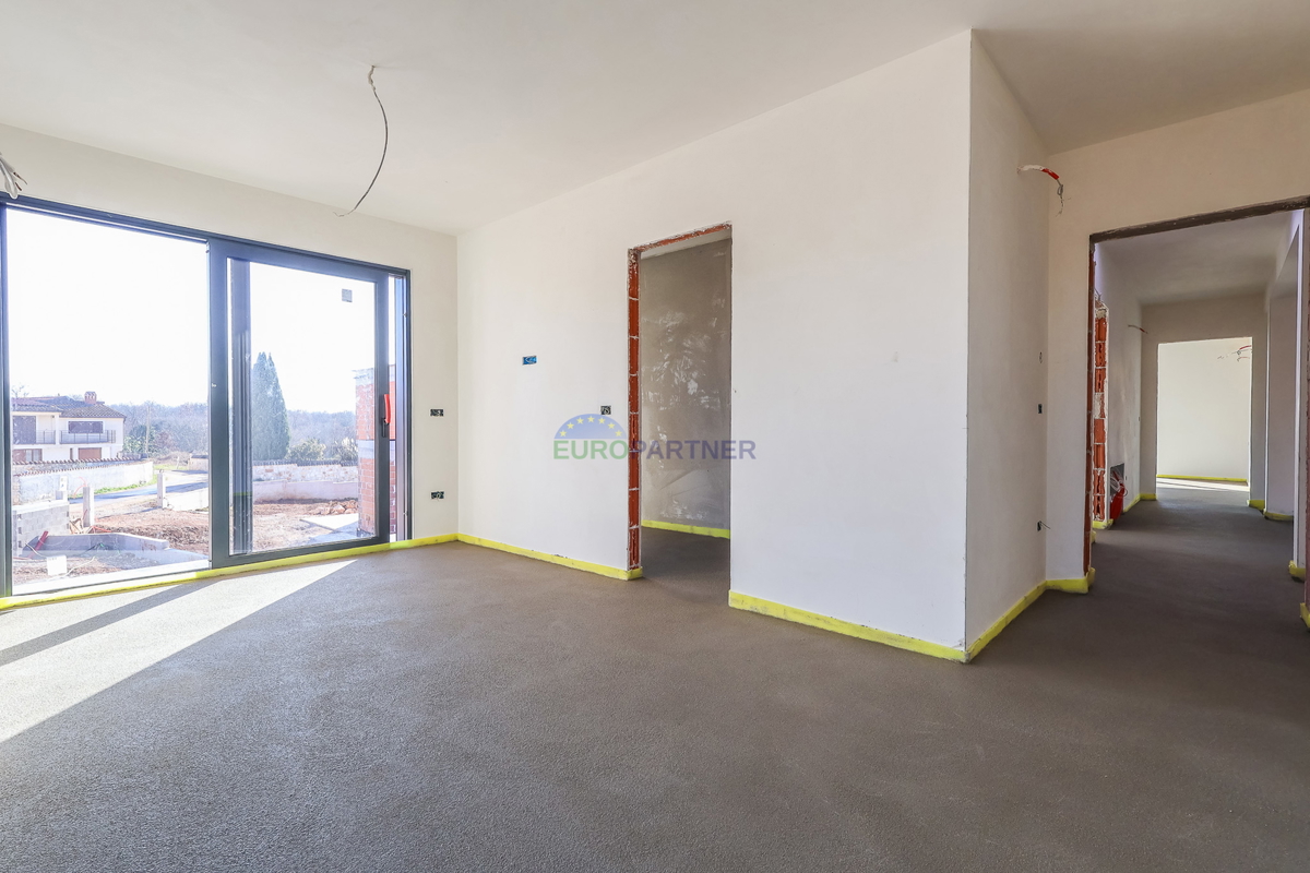 "Villa Black Beauty" čaka na svojega novega lastnika, zgrajena po metodi gradnje "ključ v roke".