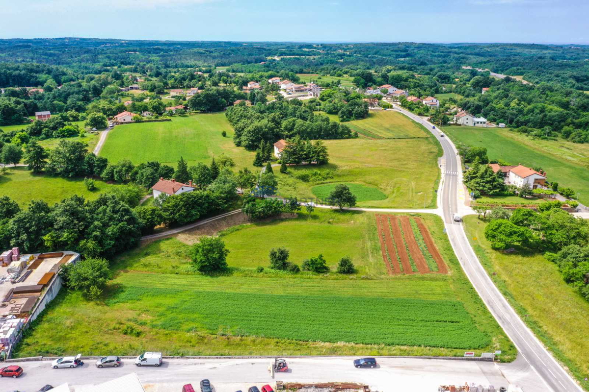 Poslovno zemljišče, Pazin, Istra