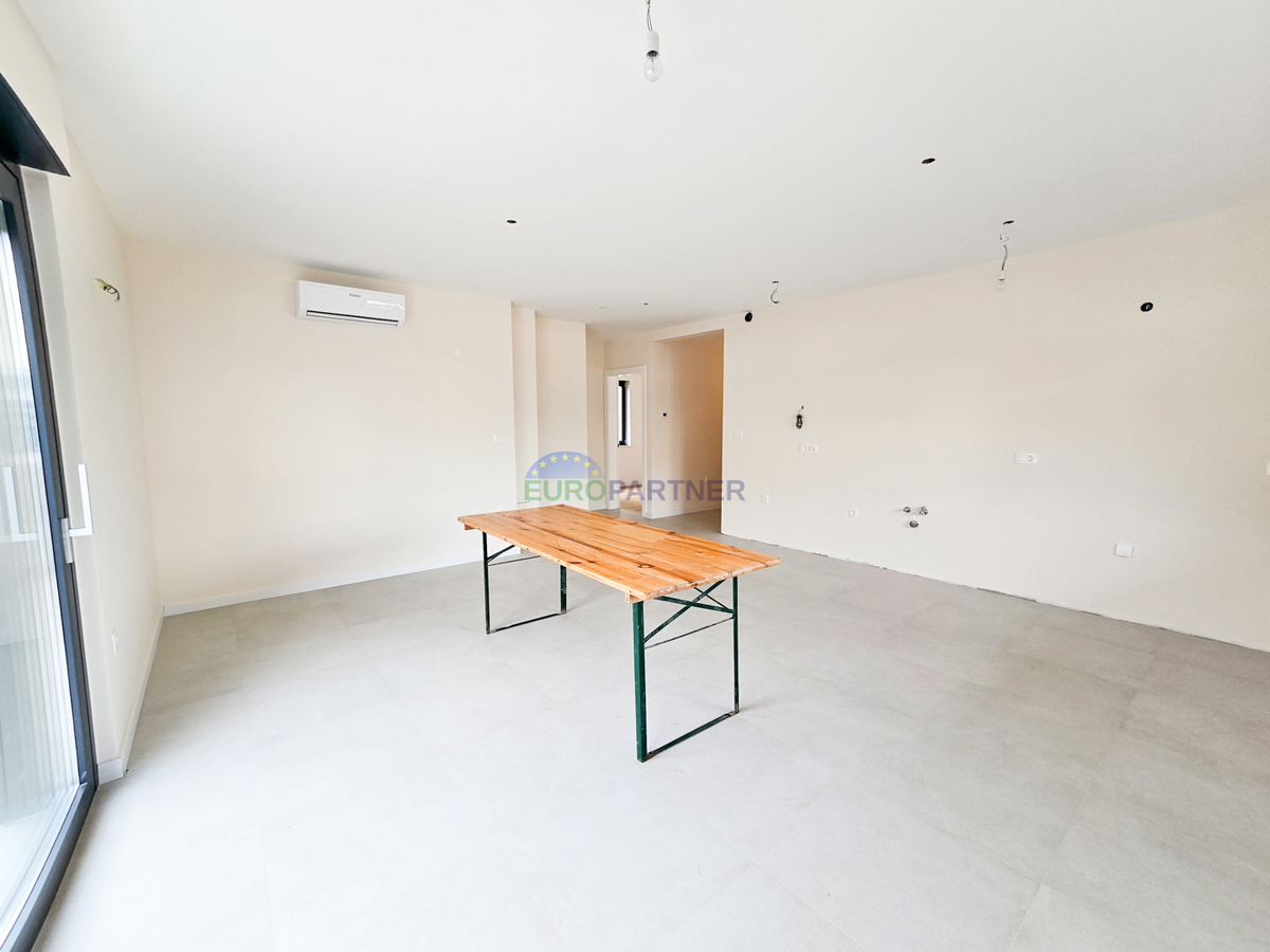 Apartma v pritličju z vrtom, Vabriga, Istra
