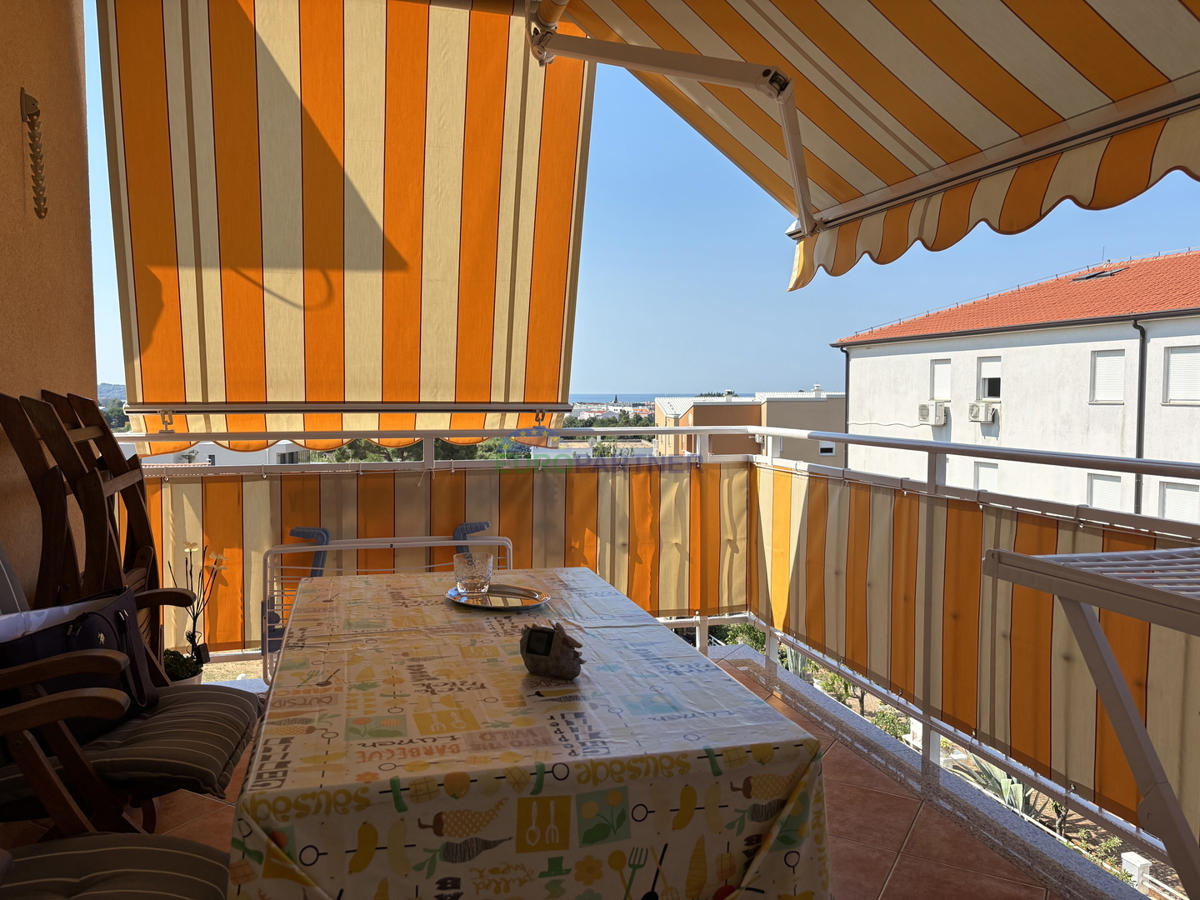 Istra, Novigrad, stanovanje s prekrasnim pogledom na morje