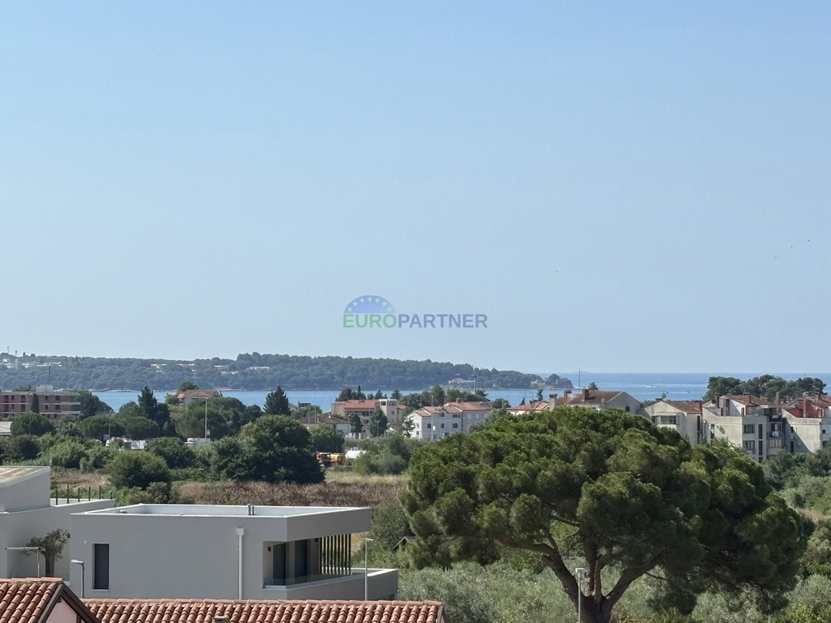 Istra, Novigrad, stanovanje s prekrasnim pogledom na morje