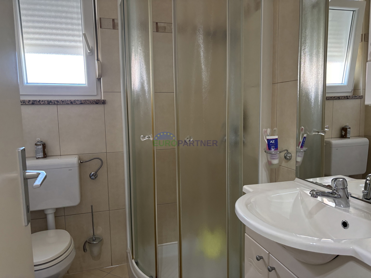 Istra, Novigrad, stanovanje s prekrasnim pogledom na morje