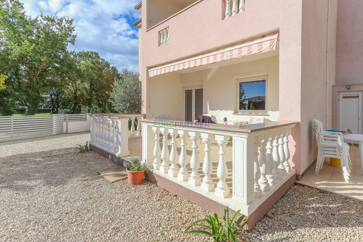 Samostojna hiša s štirimi stanovanji, Funtana