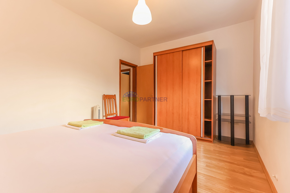 Samostojna hiša s štirimi stanovanji, Funtana