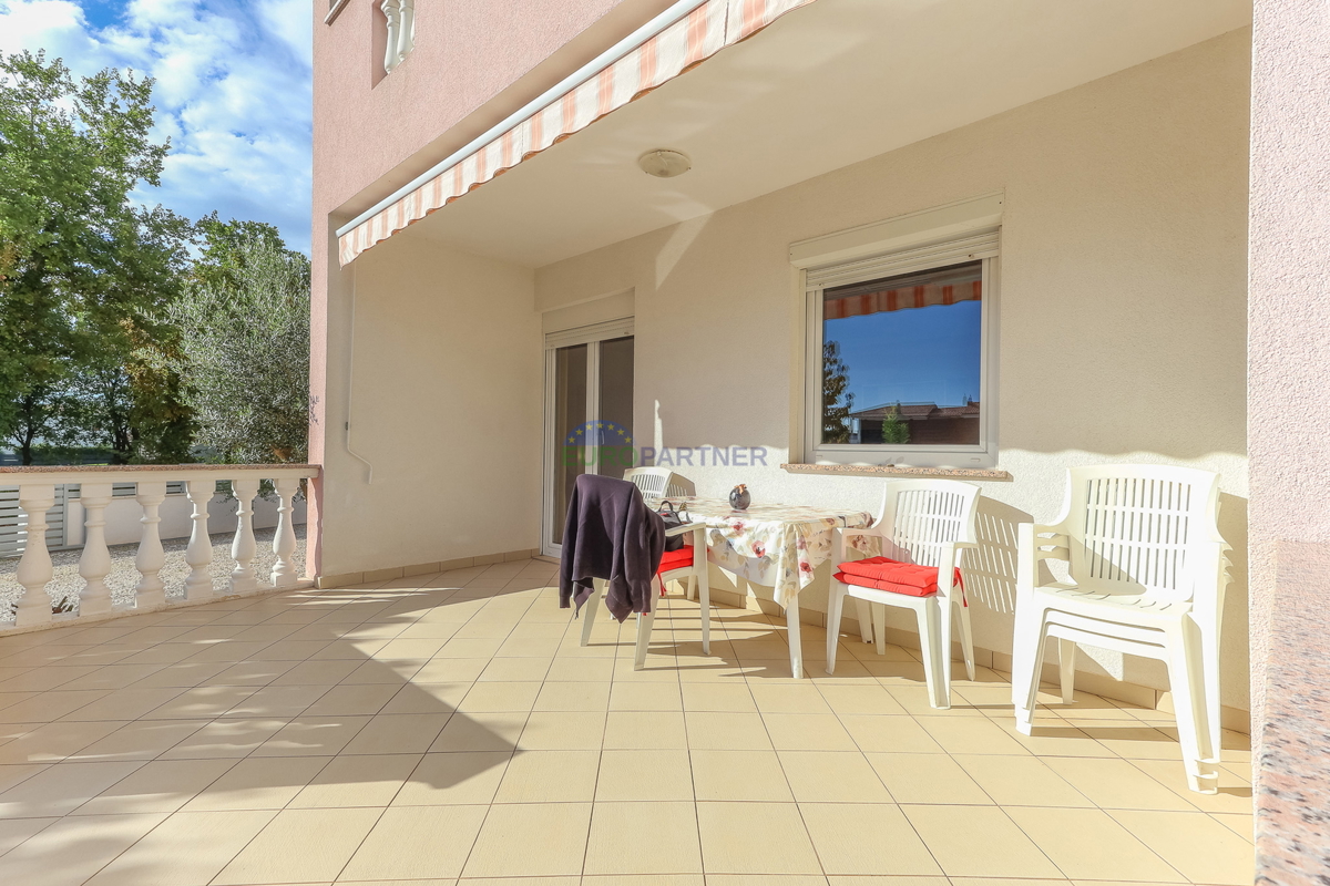 Samostojna hiša s štirimi stanovanji, Funtana