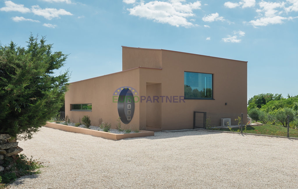 Istra, Novigrad, moderna vila s bazenom