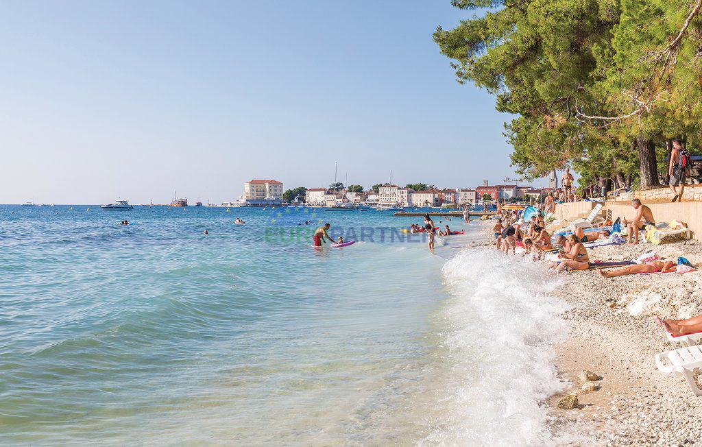 Istra, Novigrad, moderna vila s bazenom