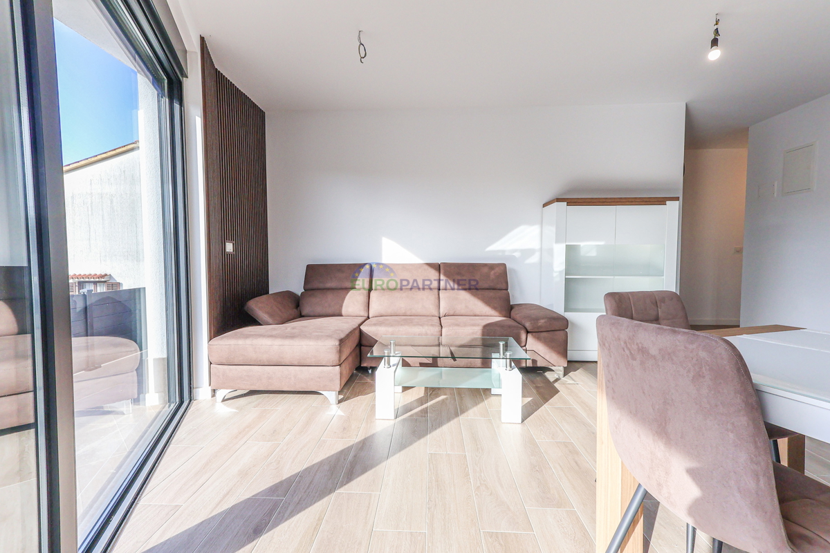 Luksuzno stanovanje 500 m od morja! Poreč