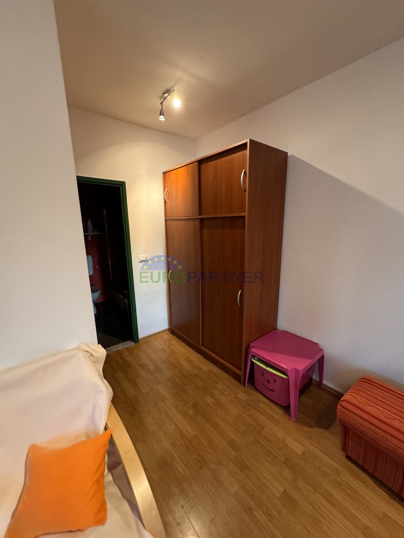 Istra, Novigrad, stanovanje z vrtom blizu morja