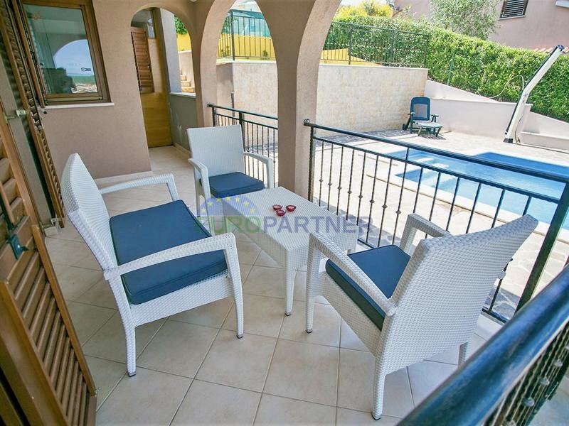 Hiša z odprtim pogledom na naravo, Poreč, 7 km od morja