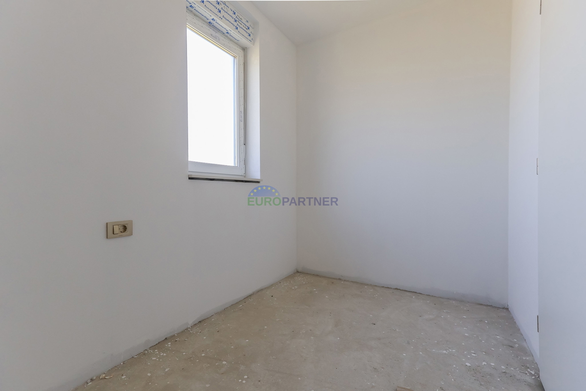 Stanovanje 93 m2 s bazenom, Poreč