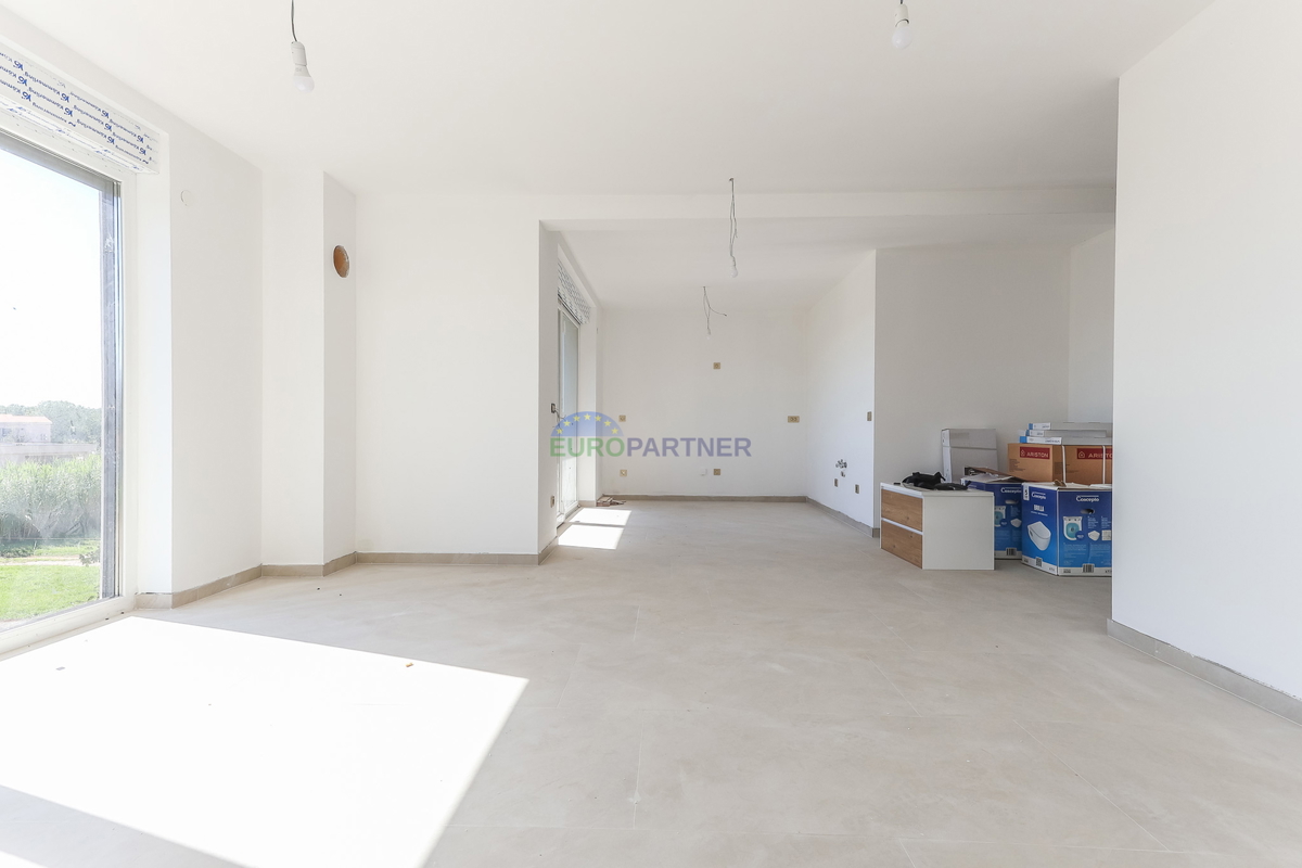 Stanovanje 93 m2 s bazenom, Poreč