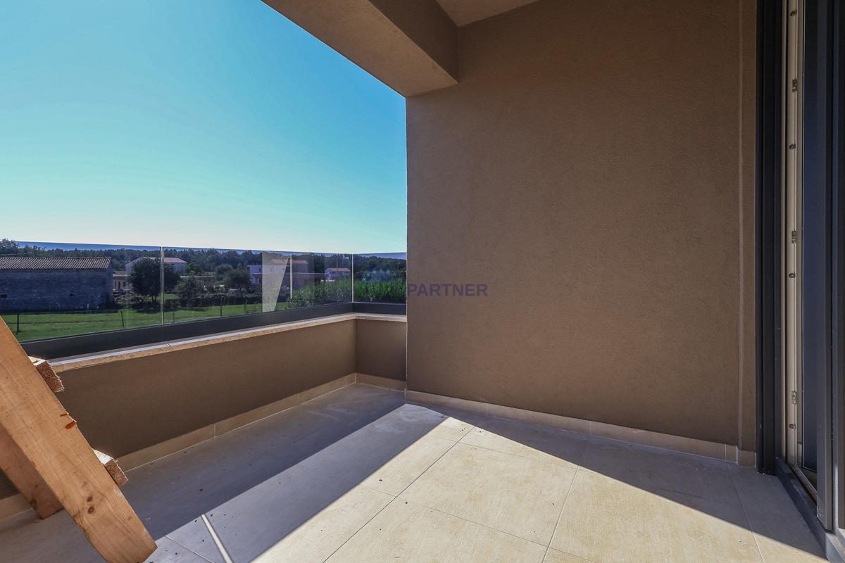 Stanovanje 93 m2 s bazenom, Poreč