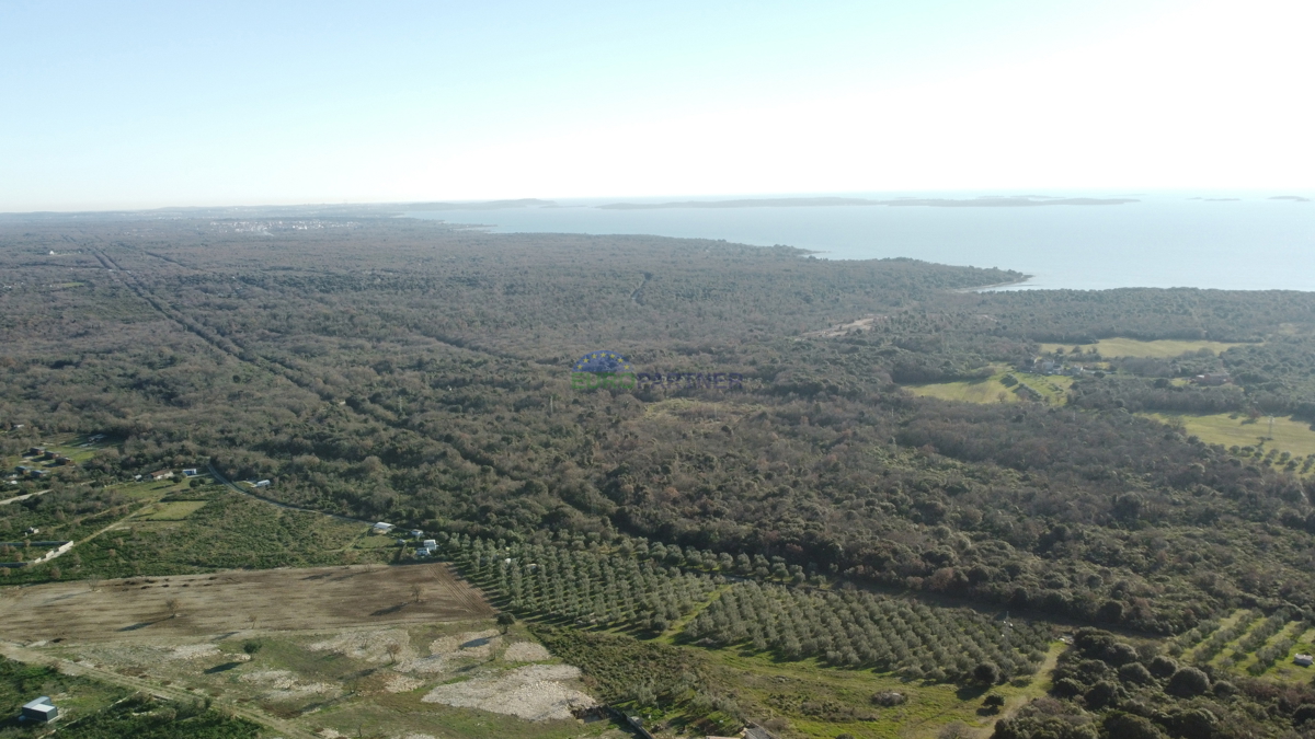 Istra, Vodnjan, gradbeno zemljišče s pogledom na morje