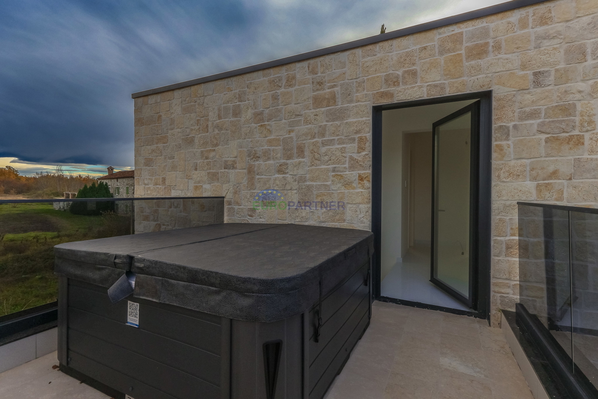 Lepa moderna vila 5 km od Poreča