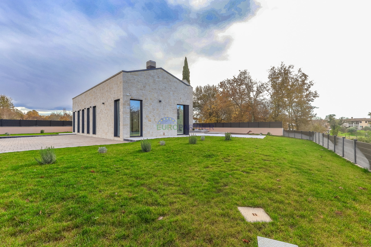 Lepa moderna vila 5 km od Poreča