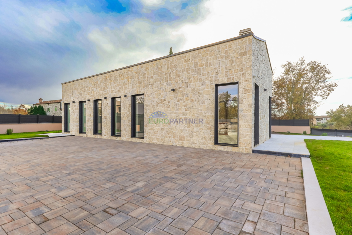 Lepa moderna vila 5 km od Poreča