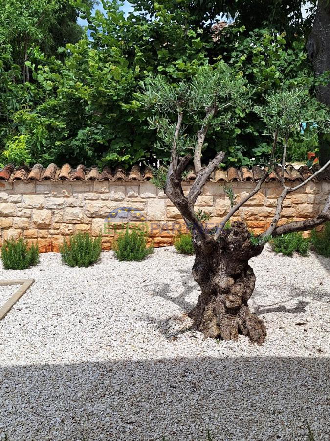 Istra, prekrasna kamena kuća u okolici Poreča